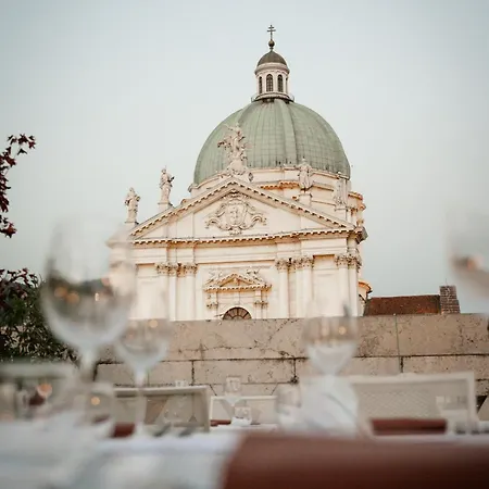 酒店 维多利亚酒店 5*